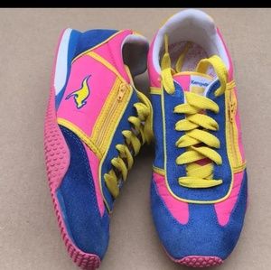 KangaRoos